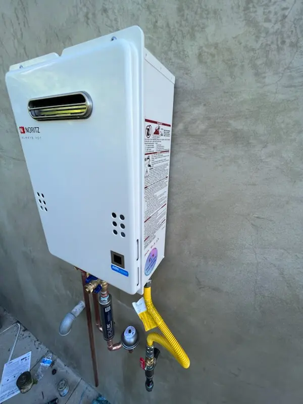 Tankless water heater installation for Aurora homes